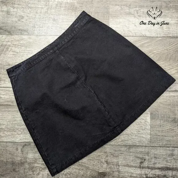 Francesca Button Fron Denim Mini Skirt Size M - Picture 5 of 5